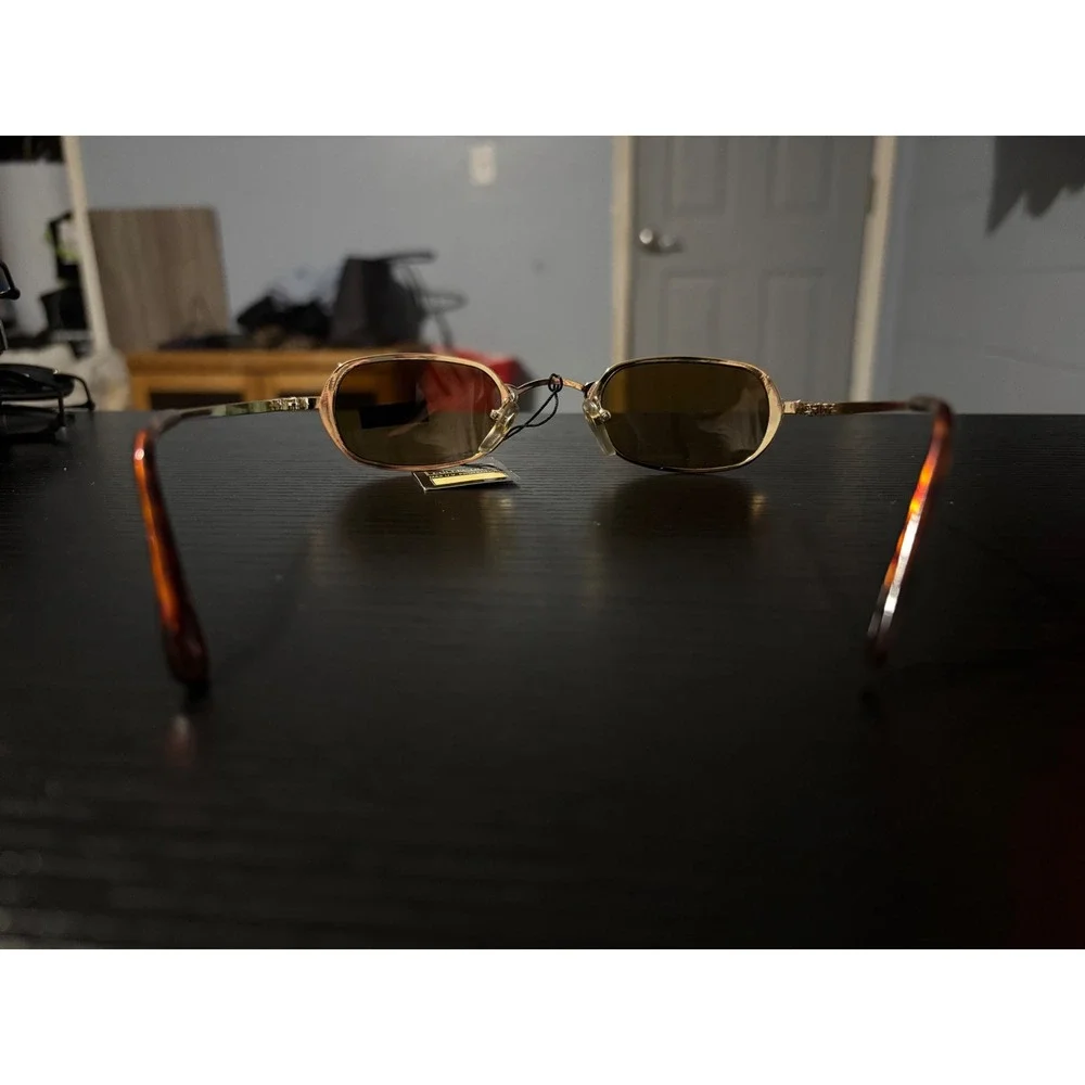 NYS Sun Collection Gold Oval Sunglasses Max UV Protection Vintage Style NEW